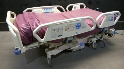 HILL-ROM P1900 TOTALCARE SPORT HOSPITAL BED WITH FOOTBOARD