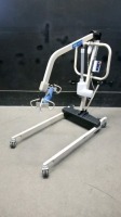 INVACARE RELIANT 450 PATIENT LIFT WITH HAND CONTROL