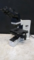 OLYMPUS BX40 LAB MICROSCOPE WITH 2 EYEPIECES (WH10X/22)