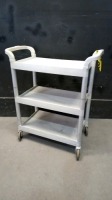 CAMBRO ROLLING CART