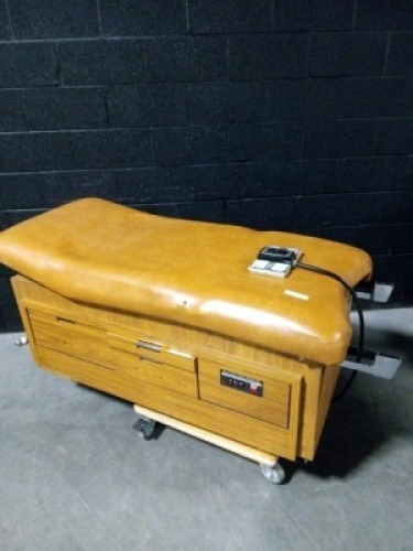 HAMILTON POWER II EXAM TABLE WITH FOOTSWITCH