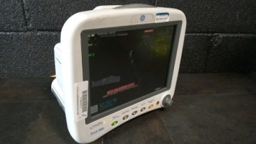 GE DASH 4000 PATIENT MONITOR