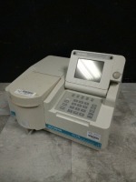 BECKMAN DU 530 SPECTROPHOTOMETER