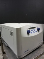 EPPENDORF 5702R CENTRIFUGE