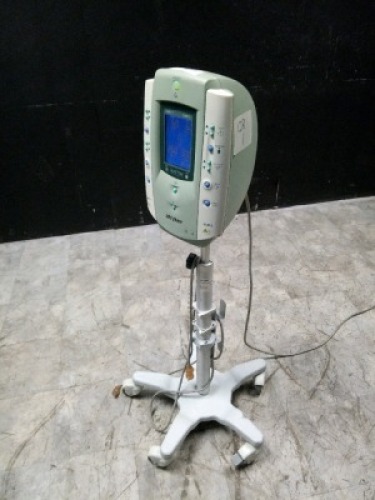 STRYKER SMART PUMP TORNIQUET SYSTEM ON ROLLING STAND