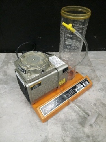 GOMCO 300 SUCTION PUMP