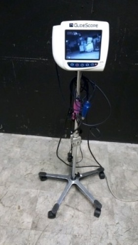 VERATHON AMI14094 GLIDESCOPE AVL MONITOR WITH BATON ON ROLLING STAND