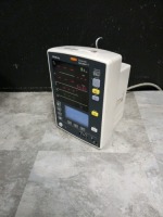 MINDRAY ACCUTORR 5 VITAL SIGN MONITOR