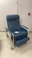 WINCO RECLINING PATIENT TRANSPORT CHAIR