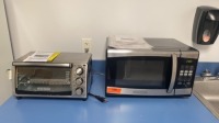 BLACK AND DECKER MICROWAVE AND TOASTER OVEN