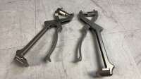 LOT OF ATTUNE FEMORAL TRIAL GRIPPERS