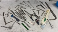 LOT OF VARIOUS INSTRUMENTS