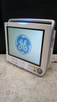 GE B40 PATIENT MONITOR WITH MULTI-PARAMETER MODULE