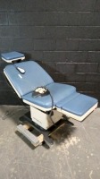 MIDMARK 75 L PROGRAMMABLE EXAM TABLE WITH FOOTSWITCH