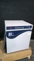 LABLINE INC CO2 INCUBATOR