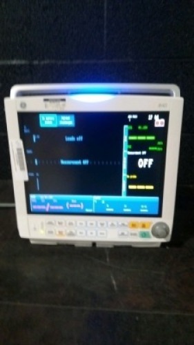 GE B40 PATIENT MONITOR