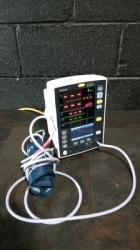 MINDRAY ACCUTORR V PATIENT MONITOR