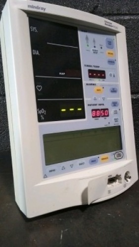 MINDRAY ACCUTORR PLUS PATIENT MONITOR