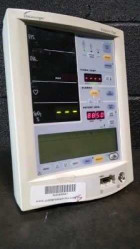 DATASCOPE ACCUTORR PLUS PATIENT MONITOR