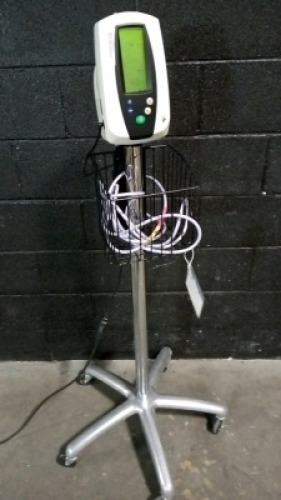 WELCH ALLYN PATIENT MONITOR ON ROLLING STAND