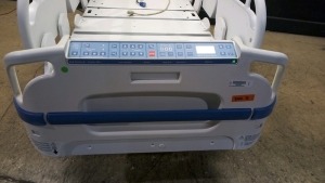 STRYKER 3002 S3 HOSPITAL BED WITH HEAD & FOOTBOARD (CHAPERONE WITH ZONE CONTROL, BED EXIT, SCALE)