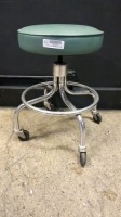 STOOL