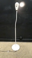 WELCH ALLYN LS-135 EXAM LIGHT