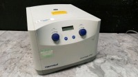 EPPENDORF 5702 CENTRIFUGE