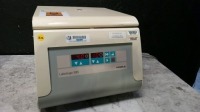 HERAEUS LABOFUGE 300 CENTRIFUGE