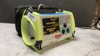 ZOLL M-SERIES BIPHASIC DEFIB WITH PACING, 3 LEAD ECG, ANALYZE