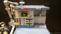 DRAGER FABIUS GS ANESTHESIA MACHINE WITH (3.37A SOFTWARE VERSION, VOLUME CONTROL, PRESSURE CONTROL, PRESSURE CONTROL, MAN SPONT)