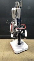 LEICA M 500-N NEUROSURGICAL MICROSCOPE TO INCLUDE SINGLE MOUNT BINOCULAR WITH EYEPIECES BOTH (10X/21) BOTTOM LENSE ON STAND