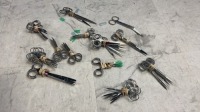 LOT OF VARIOUS SCISSORS