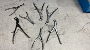 LOT OF DOUBLE-ACTION BONE RONGEURS