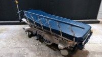 STRYKER 1015 BIG WHEEL STRETCHER