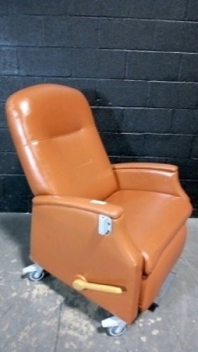 RECLINER