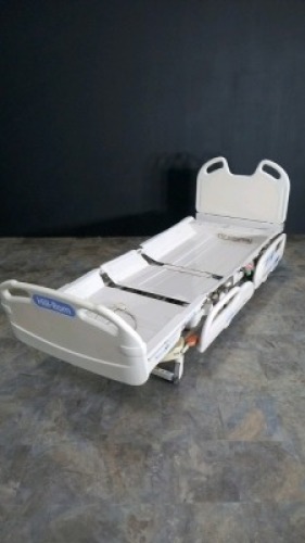 HILL-ROM VERSA CARE HOSPITAL BED