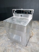 AMSCO ULTRASONIC CLEANER