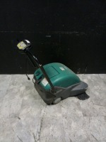 TENNANT 3610 FLOOR SCRUBBER