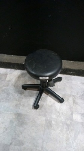 STOOL