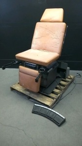 RITTER 111 POWER EXAM CHAIR WITH FOOT CONTROL