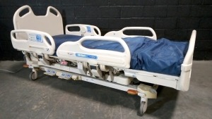 HILL-ROM VERSACARE HOSPITAL BED W/HEAD & FOOTBOARD