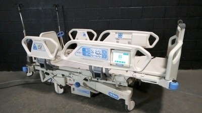 HILL-ROM TOTALCARE P1900 HOSPITAL BED W/HEAD & FOOTBOARD & SCALE