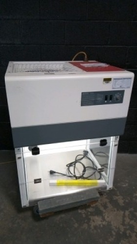 STREAMLINE SOLUTIONS SC-2A2 PCR CABINET