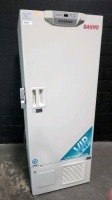 SANYO VIP SERIES LAB FRIDGE