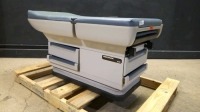 MIDMARK 405 EXAM TABLE