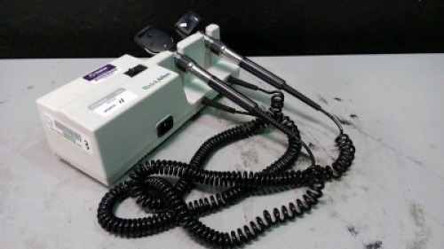 WELCH ALLYN 767 SERIES OTO/OPTHALMOSCOPE WITH HEADS
