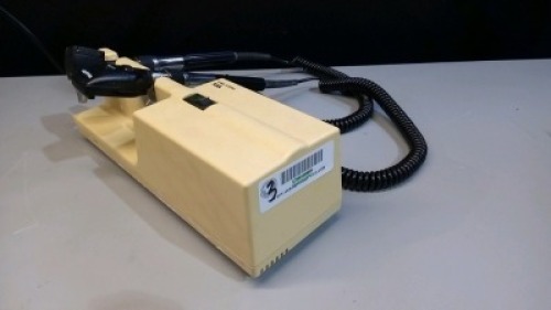 WELCH ALLYN 767 SERIES OTO/OPTHALMOSCOPE WITH HEADS