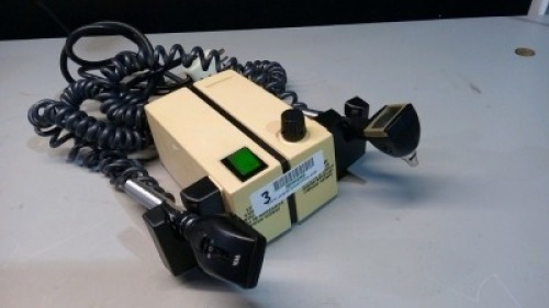 WELCH ALLYN 74710 OTO/OPTHALMOSCOPE WITH HEADS