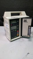 TRAVENOL FLO-GARD 6200 INFUSION PUMP